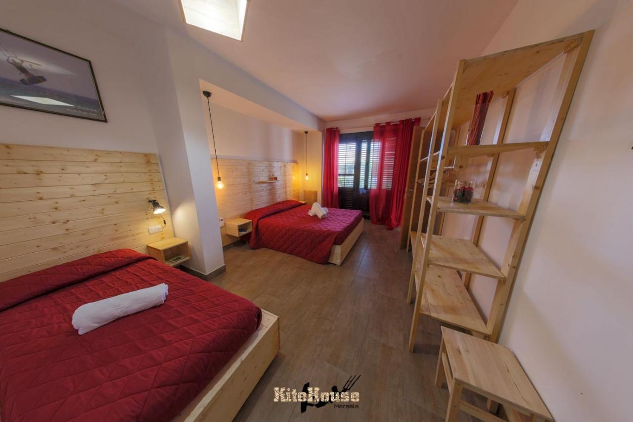 Kite House Marsala Stagnone Bed & Breakfast Bagian luar foto