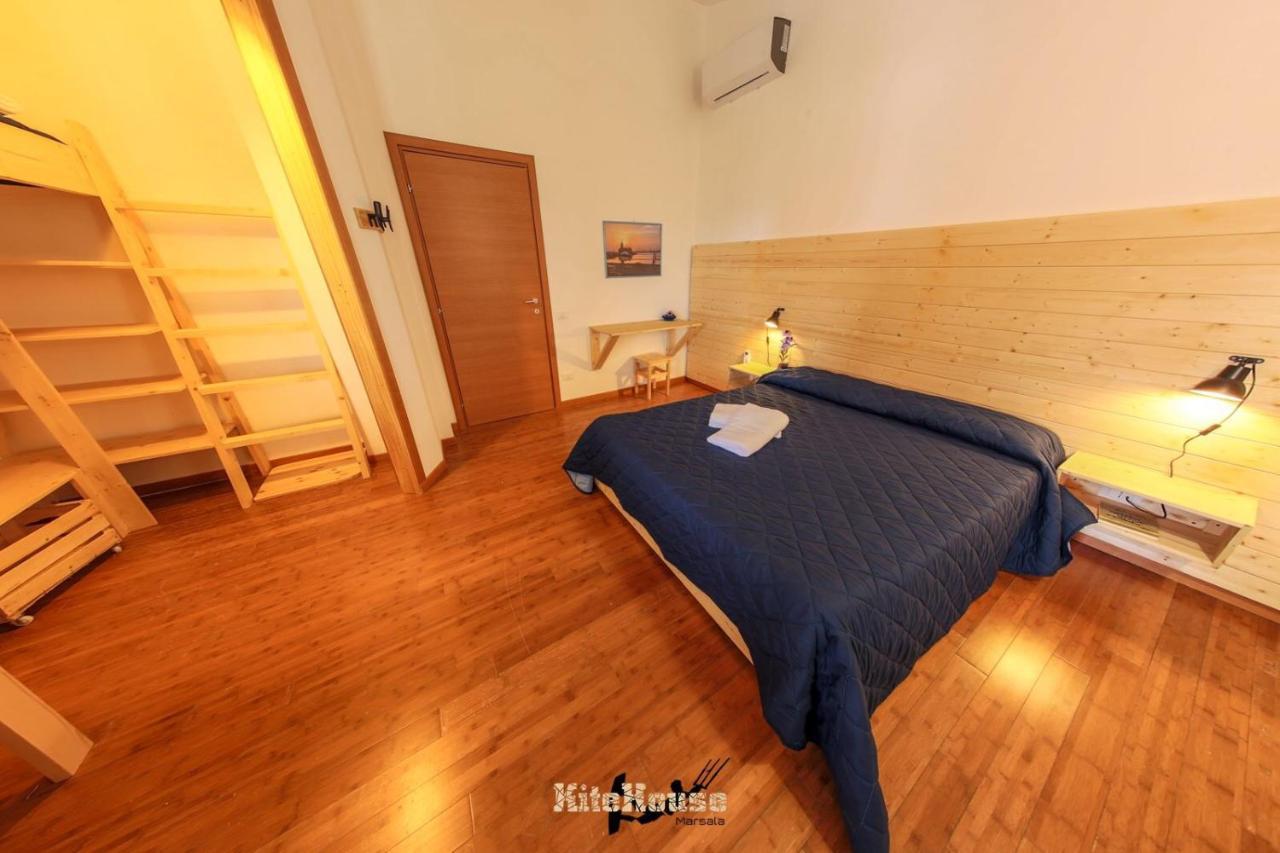 Kite House Marsala Stagnone Bed & Breakfast Bagian luar foto